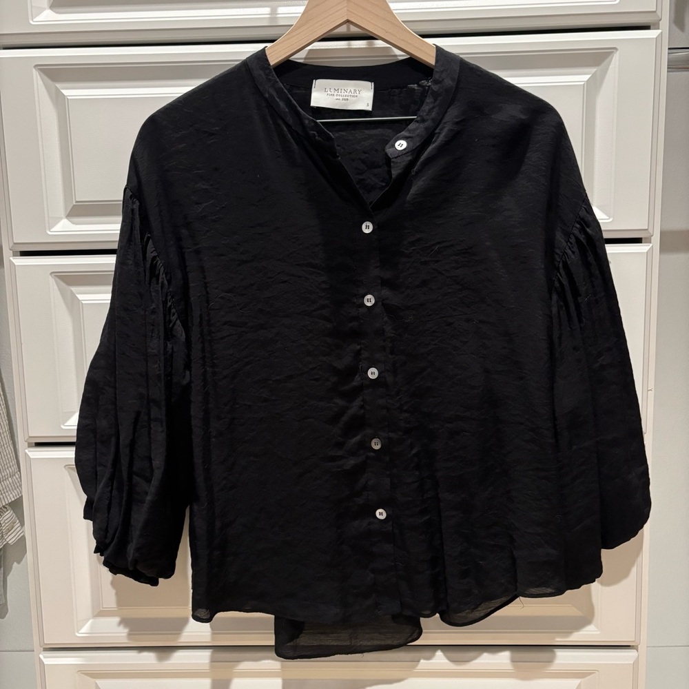 Luminary Fine Collection Black Button-Up Flowy Women's Top, size S